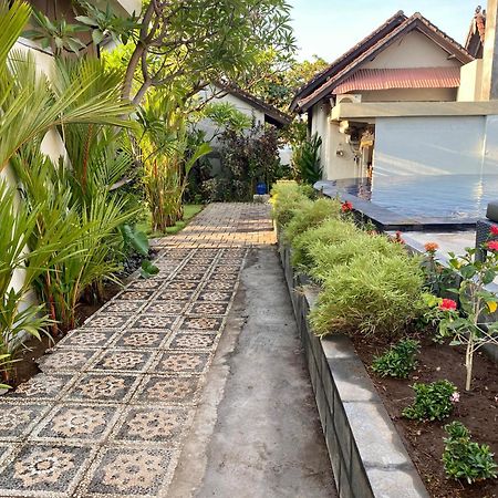 Solaluna Beach Homestay Amed Kültér fotó