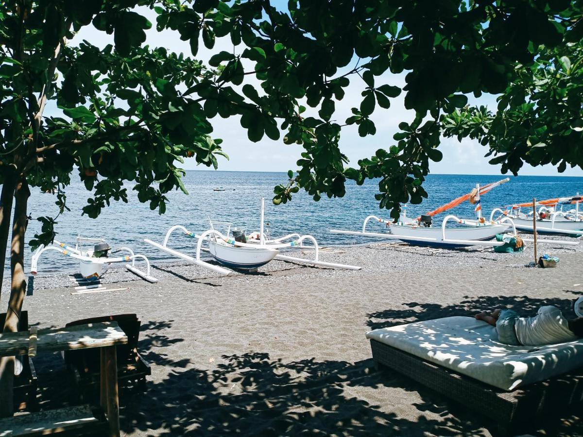 Solaluna Beach Homestay Amed Kültér fotó